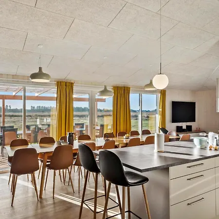 Stunning In With Sauna Feriehus Løkken